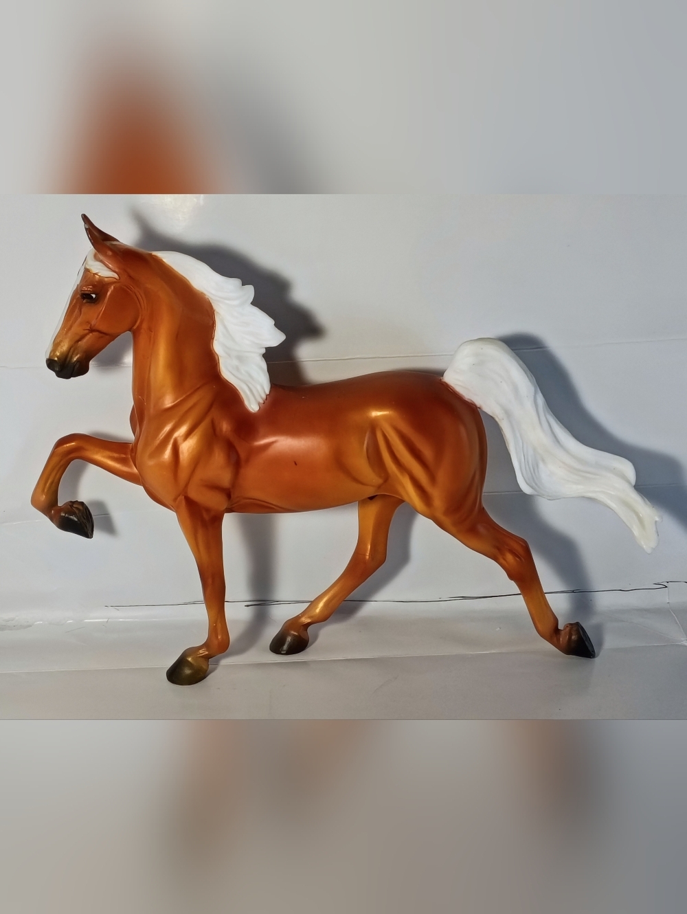 Breyer Freedom Series Palomino American Saddlebred 1:12 Scale Model Horse